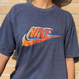 NIKE vintage looking blue t-shirt